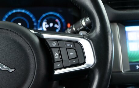 Jaguar XF II, 2019 год, 2 697 077 рублей, 16 фотография