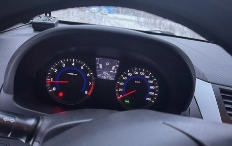 Hyundai Solaris II рестайлинг, 2011 год, 600 000 рублей, 4 фотография