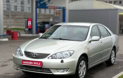 Toyota Camry V40, 2005 год, 650 000 рублей, 1 фотография