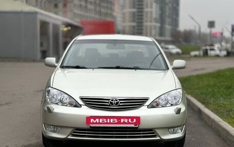 Toyota Camry V40, 2005 год, 650 000 рублей, 3 фотография