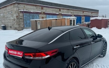 KIA Optima IV, 2019 год, 1 600 000 рублей, 2 фотография