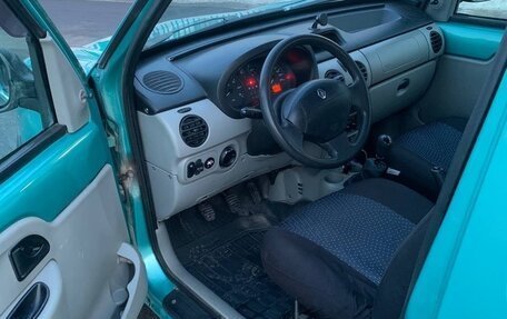 Renault Kangoo II рестайлинг, 2004 год, 425 000 рублей, 13 фотография