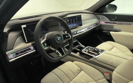 BMW 7 серия, 2025 год, 8 фотография