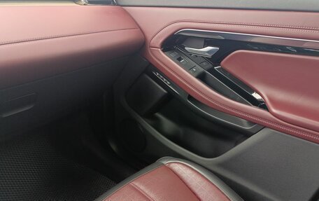 Land Rover Range Rover Evoque II, 2021 год, 5 200 000 рублей, 24 фотография