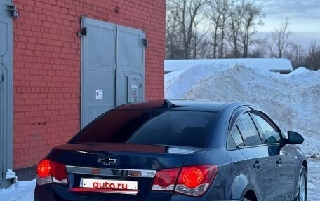 Chevrolet Cruze II, 2011 год, 550 000 рублей, 2 фотография