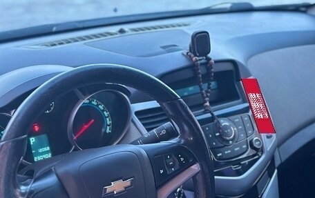 Chevrolet Cruze II, 2011 год, 550 000 рублей, 3 фотография