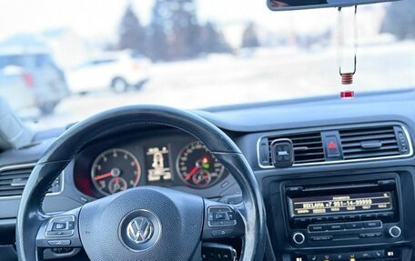 Volkswagen Jetta VI, 2012 год, 870 000 рублей, 13 фотография