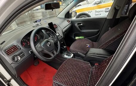 Volkswagen Polo VI (EU Market), 2018 год, 550 000 рублей, 6 фотография