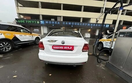 Volkswagen Polo VI (EU Market), 2018 год, 550 000 рублей, 2 фотография