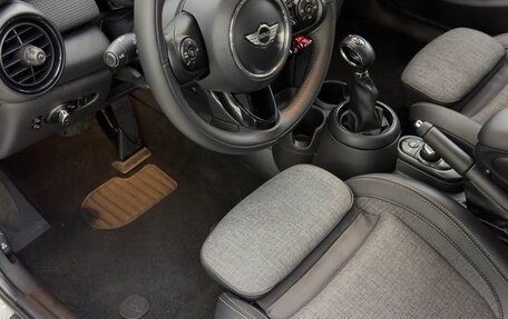 MINI Hatch, 2017 год, 1 950 000 рублей, 7 фотография