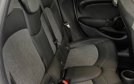 MINI Hatch, 2017 год, 1 950 000 рублей, 9 фотография