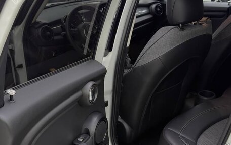 MINI Hatch, 2017 год, 1 950 000 рублей, 10 фотография