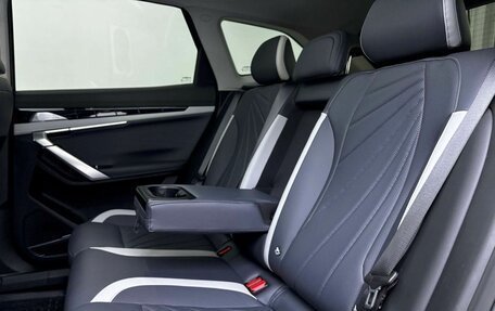 Geely Atlas, 2024 год, 3 000 000 рублей, 12 фотография