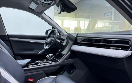 Geely Atlas, 2024 год, 3 000 000 рублей, 11 фотография