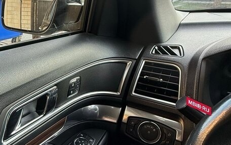 Ford Explorer VI, 2017 год, 2 950 000 рублей, 4 фотография