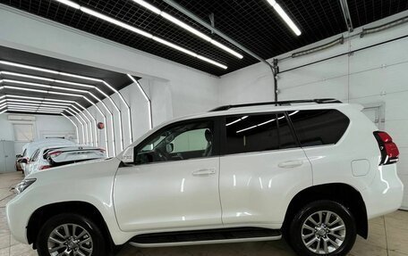 Toyota Land Cruiser Prado 150 рестайлинг 2, 2018 год, 5 290 000 рублей, 6 фотография