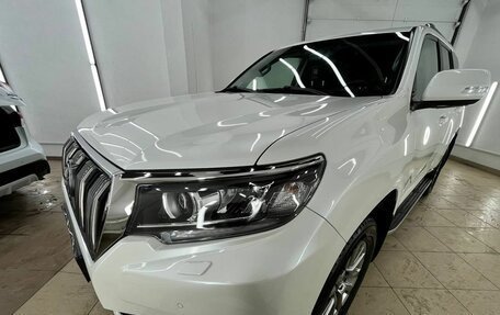 Toyota Land Cruiser Prado 150 рестайлинг 2, 2018 год, 5 290 000 рублей, 2 фотография