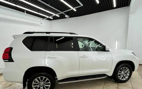 Toyota Land Cruiser Prado 150 рестайлинг 2, 2018 год, 5 290 000 рублей, 5 фотография