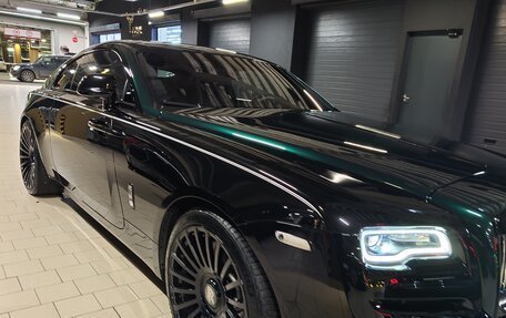 Rolls-Royce Wraith, 2015 год, 22 000 000 рублей, 2 фотография