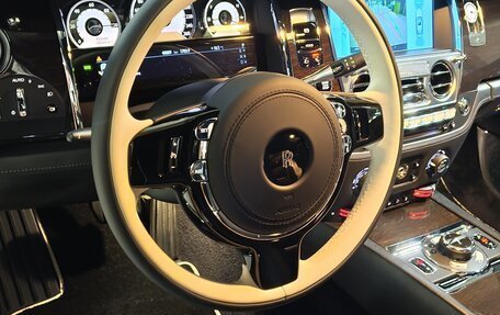 Rolls-Royce Wraith, 2015 год, 22 000 000 рублей, 5 фотография