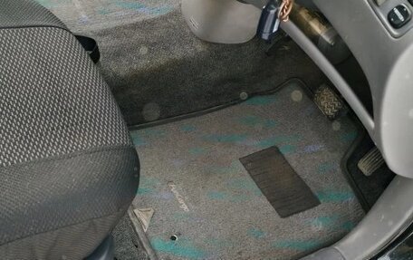 Toyota FunCargo, 2000 год, 460 000 рублей, 7 фотография