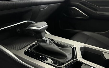 Geely Emgrand, 2024 год, 2 000 000 рублей, 13 фотография