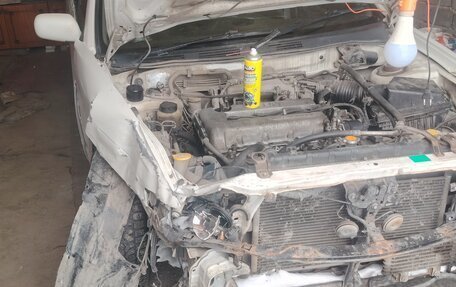 Nissan Avenir II, 2000 год, 170 000 рублей, 2 фотография