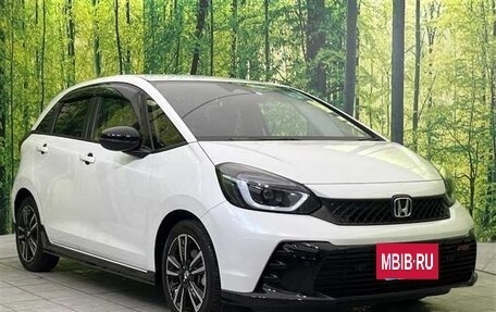 Honda Fit, 2023 год, 1 340 000 рублей, 2 фотография