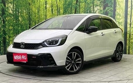 Honda Fit, 2023 год, 1 340 000 рублей, 4 фотография