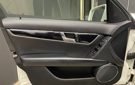 Mercedes-Benz C-Класс, 2010 год, 1 270 000 рублей, 9 фотография