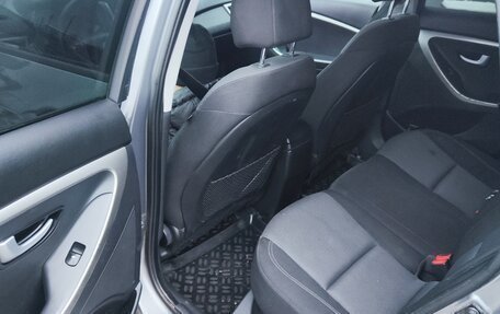 Hyundai i30 II рестайлинг, 2013 год, 800 000 рублей, 5 фотография