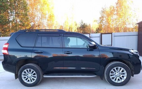 Toyota Land Cruiser Prado 150 рестайлинг 2, 2016 год, 4 102 000 рублей, 6 фотография