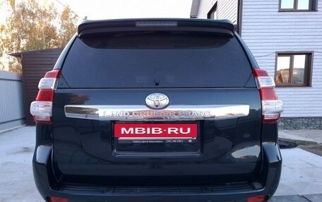 Toyota Land Cruiser Prado 150 рестайлинг 2, 2016 год, 4 102 000 рублей, 8 фотография