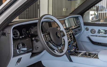 Rolls-Royce Cullinan, 2026 год, 90 000 096 рублей, 22 фотография