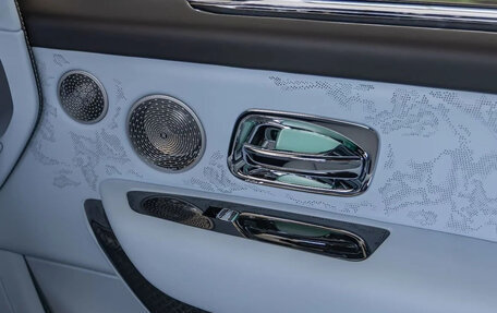 Rolls-Royce Cullinan, 2026 год, 90 000 096 рублей, 26 фотография