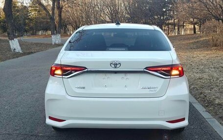 Toyota Corolla, 2023 год, 1 360 000 рублей, 5 фотография