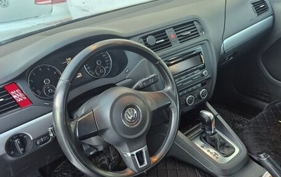 Volkswagen Jetta VI, 2013 год, 1 080 000 рублей, 1 фотография