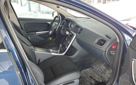 Volvo V60 I, 2011 год, 1 230 000 рублей, 6 фотография