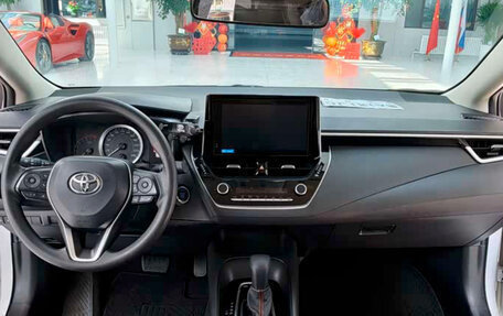 Toyota Corolla, 2022 год, 1 400 900 рублей, 10 фотография