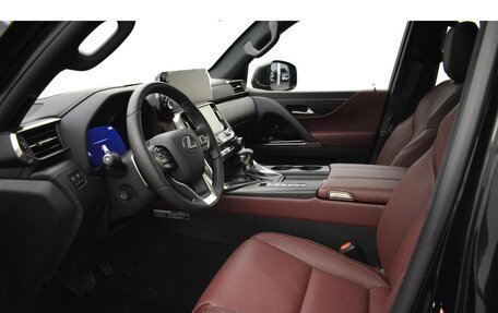 Lexus LX, 2024 год, 21 150 000 рублей, 16 фотография