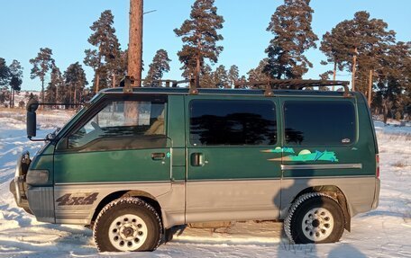 Mitsubishi Delica III, 1995 год, 800 000 рублей, 2 фотография