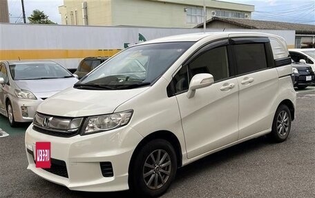 Honda Freed I, 2016 год, 973 000 рублей, 7 фотография
