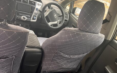 Toyota Prius, 2011 год, 1 100 000 рублей, 9 фотография