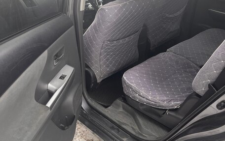 Toyota Prius, 2011 год, 1 100 000 рублей, 12 фотография