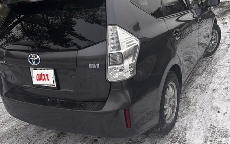 Toyota Prius, 2011 год, 1 100 000 рублей, 13 фотография