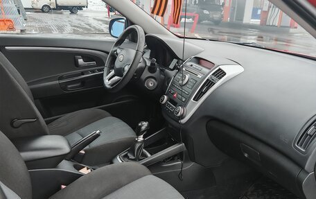KIA cee'd I рестайлинг, 2010 год, 900 000 рублей, 4 фотография