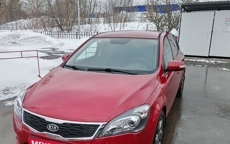 KIA cee'd I рестайлинг, 2010 год, 900 000 рублей, 1 фотография