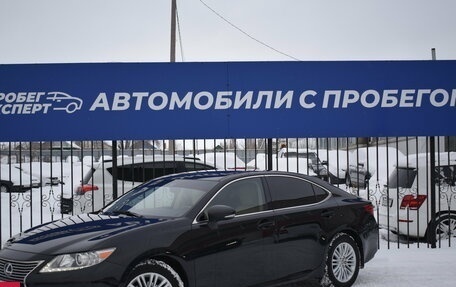 Lexus ES VII, 2013 год, 2 150 000 рублей, 1 фотография