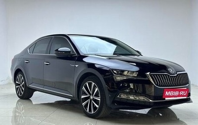 Skoda Superb, 2024 год, 2 250 000 рублей, 1 фотография