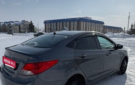 Hyundai Solaris II рестайлинг, 2011 год, 530 000 рублей, 5 фотография
